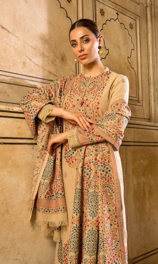 Bareeze -3PC Dhanak Embroidered Suit -