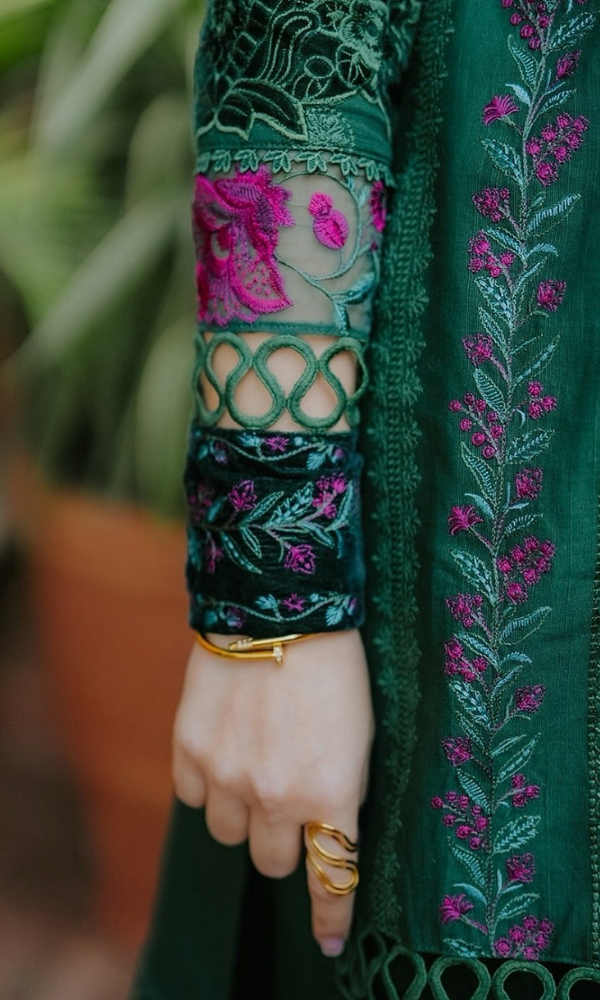 Maria.B 3PC Embroidered Lawn Shirt with Printed Dupatta