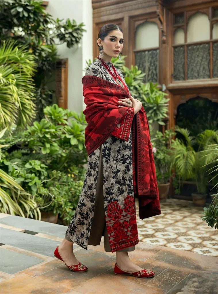 Zainab Chotani - 3PC Embroidered Lawn Suit with Print lawn Duppata