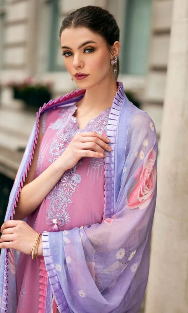 Mushq 3PC - Heavy Embroidered Chickan Kari Lawn Suit ( Fine Printed Silk Dupatta )