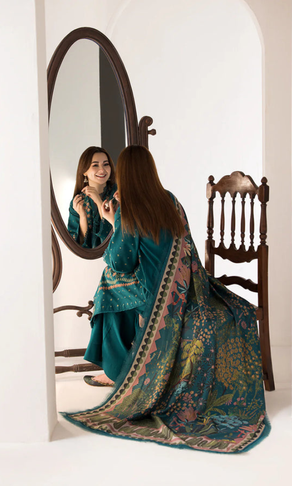 Sobia Nazir - 3PC Heavy Embroidered Dhanak Suit ( Printed Woolen Shawl )