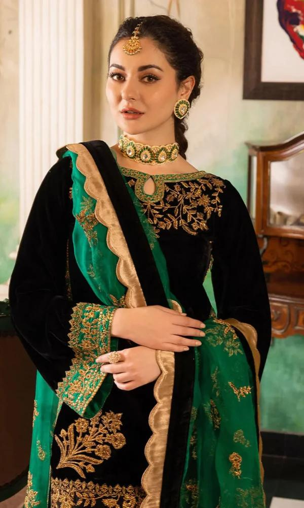 Zainab Chottani - 3PC Velvet Embroidered Suit