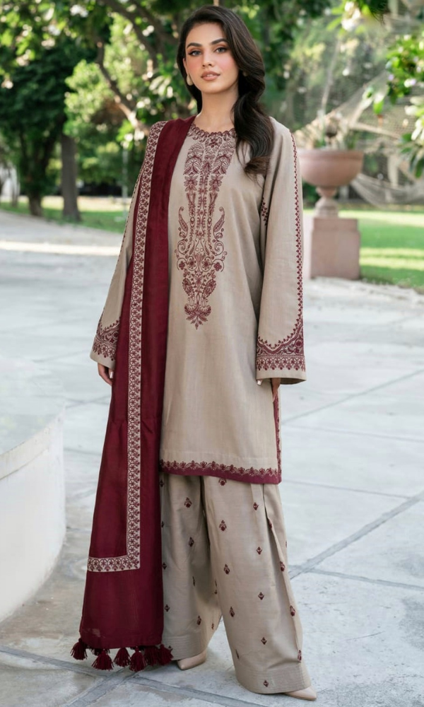 Baroque - 3PC Dhanak Embroidered Suit - AKA7126
