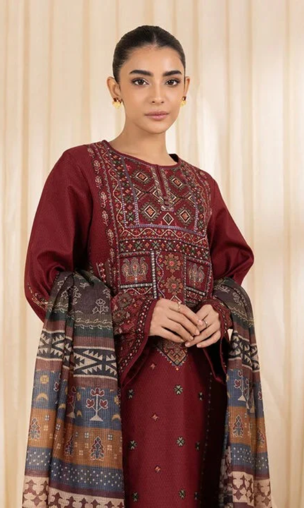 Sapphire - 3PC Heavy Embroidered Lawn Suit - AkA15