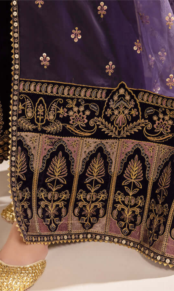 Baroque 3PC - Heavy Embroidered Velvet Suit ( Full Embroidered Organza Dupatta )