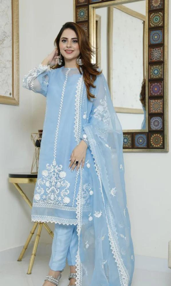 Nadia Farooqi - 3PC Organza Embroidered Shirt With Organza Embroidered Dupatta NF#1073