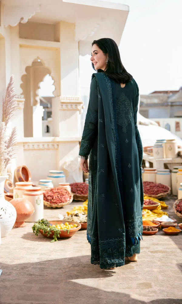 Maria.B 3PC Heavy Embroidered Lawn Suit