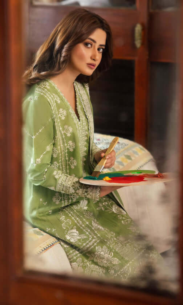 Maria.B 3PC Heavy Embroidered Lawn Suit Full Embroidered Lawn Dupatta