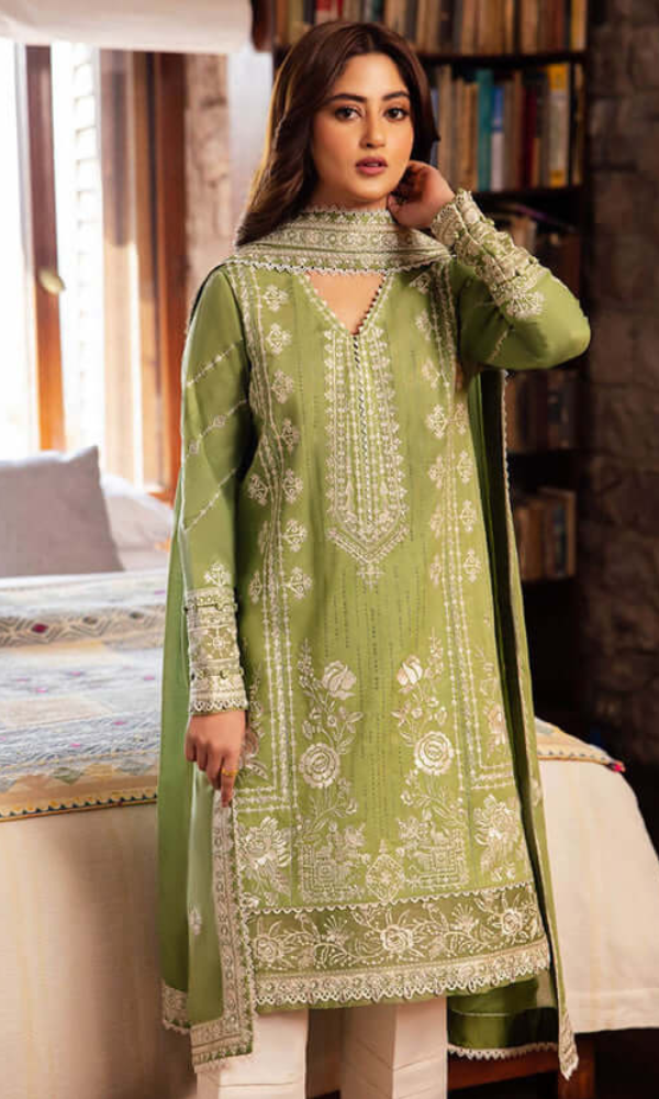 Maria.B 3PC Heavy Embroidered Lawn Suit Full Embroidered Lawn Dupatta