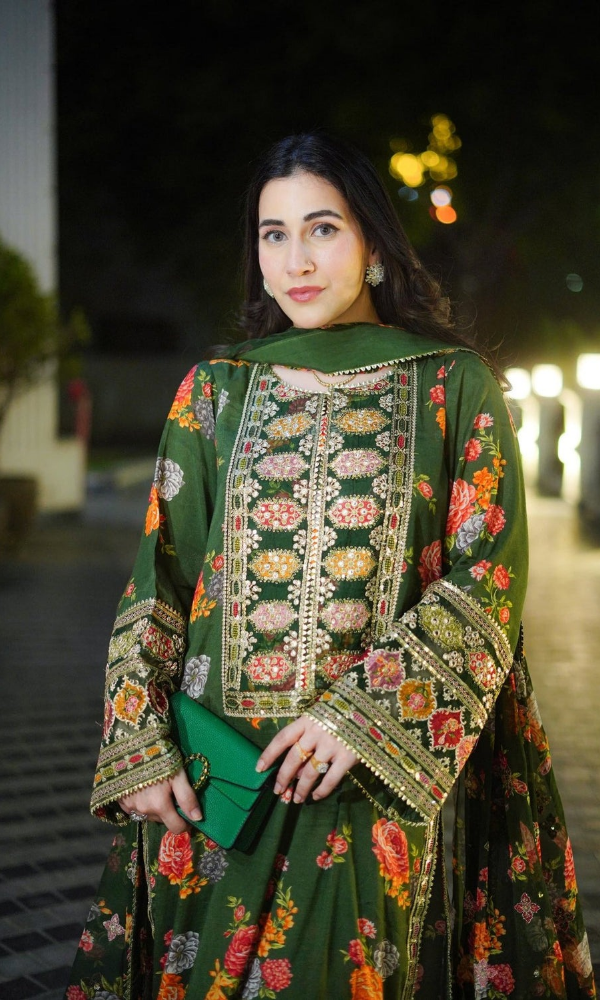Baroque 3PC Heavy Embroidered Shamoz Silk Suit ( Four-sided Embroidered Ready to Wear Shamoz Silk Dupatta )